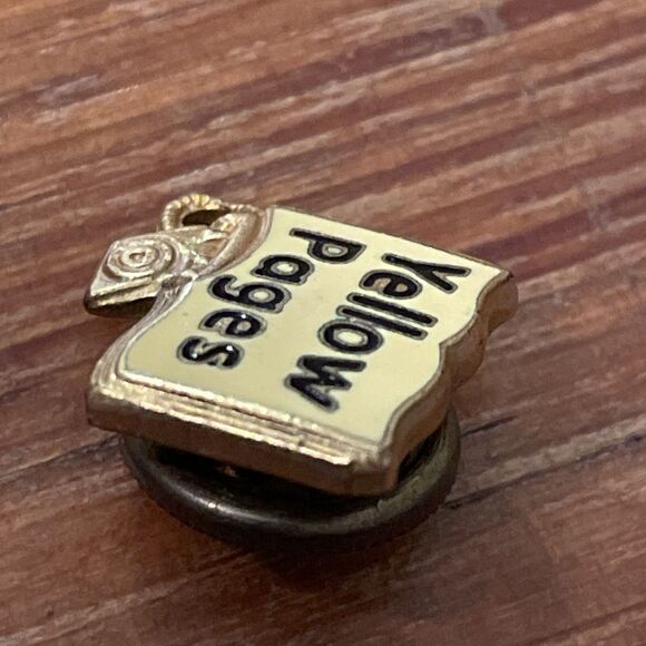 Yellow Pages Vintage Salesman's Pinback Pin Gold Tone Metal Dial Phone Era - Picture 2 of 7